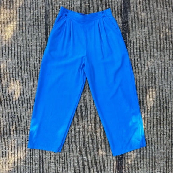 Vintage Pant-her Silk Pants. Blue. Excellent vintage condition. Size 13/14. - Picture 3 of 4